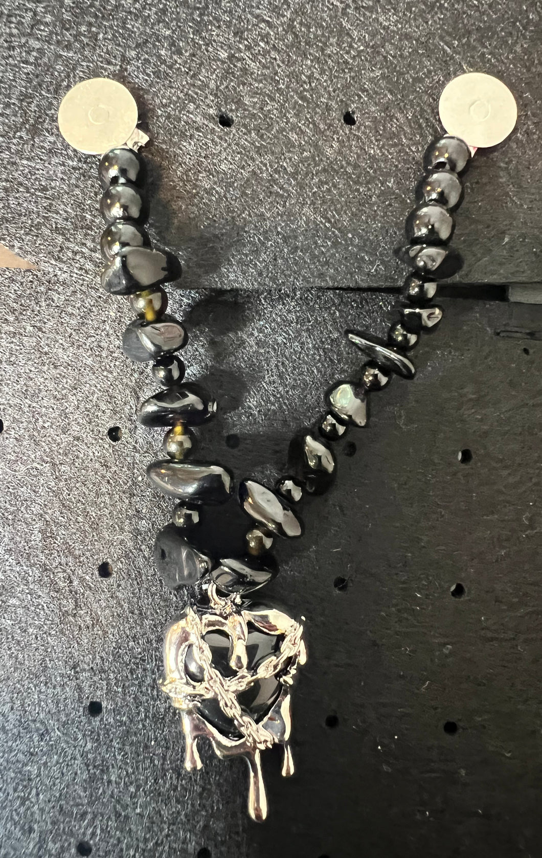 Black Stone Heart Hat Chain